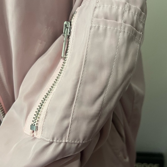 Pink bomber jacket - Picture 3 of 6